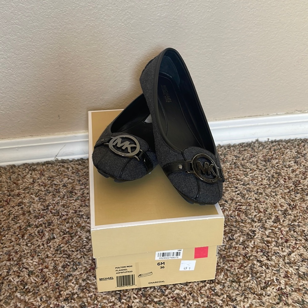Michael Kors Flats
